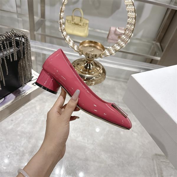 20251127171540856 270